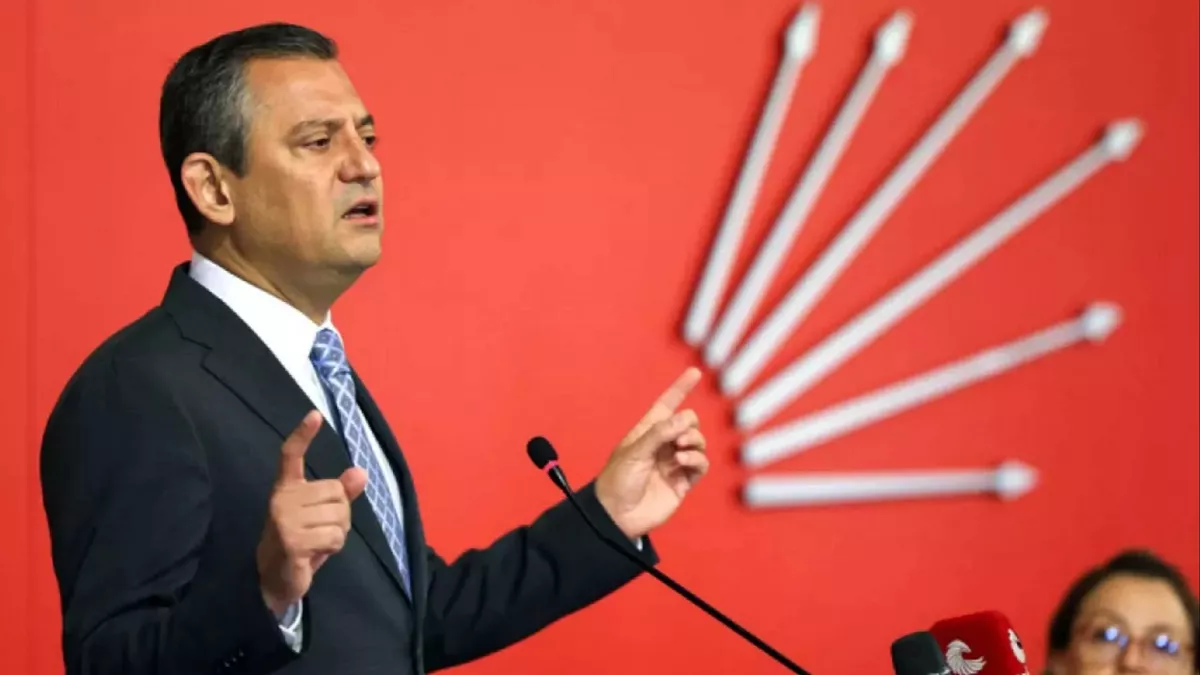 CHP Genel Başkanı Özgür Özel